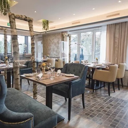 Hotel Schwiizeralp & Restaurant