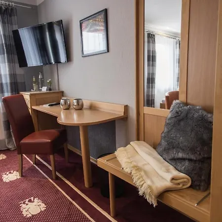 Szálloda Schwiizeralp & Restaurant 3*